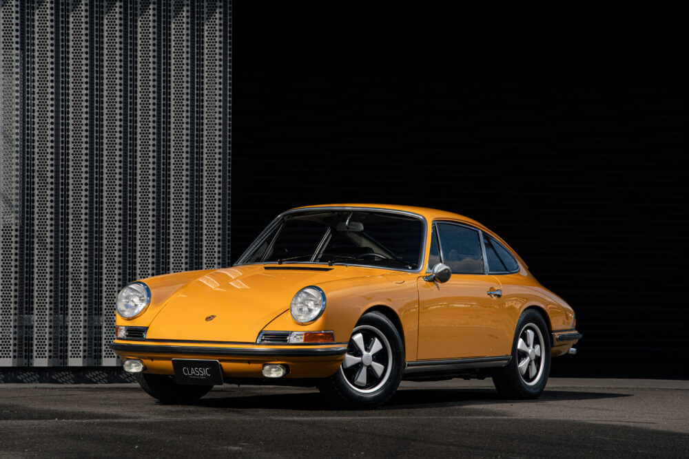 ただいま2台の個性的な911を販売中です!!【無料会員登録で閲覧できます